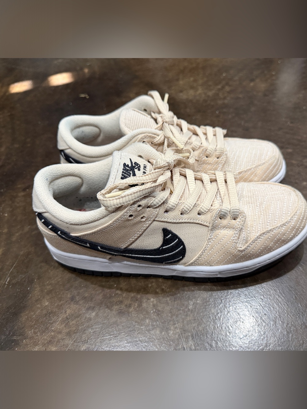 Nike SB Dunk low pro - Men’s 7.5 Beige Skate Sneakers with Black Swoosh
